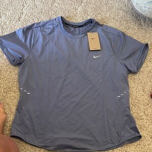 Nike women’s Short Sleeve Athletic Tee - lavender Blue